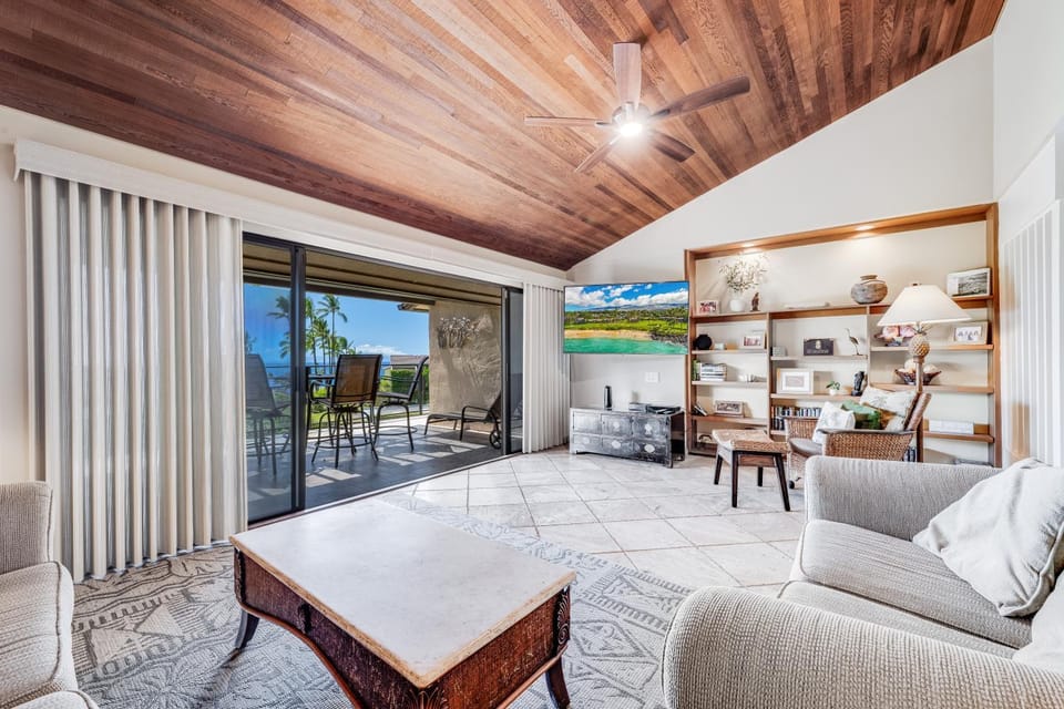 Wailea Elua 2110 Panoramic Ocean View, Second Floor, Central Air Throughout Apartment in Wailea