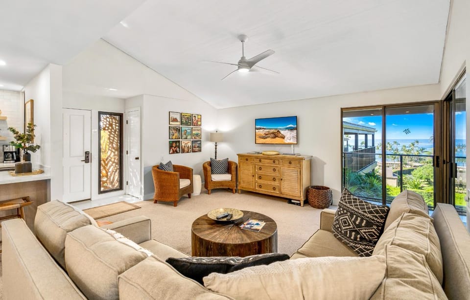 Wailea Elua #102 Beautifully Remodeled Ocean View short walk to beach, shops Apartment in Wailea