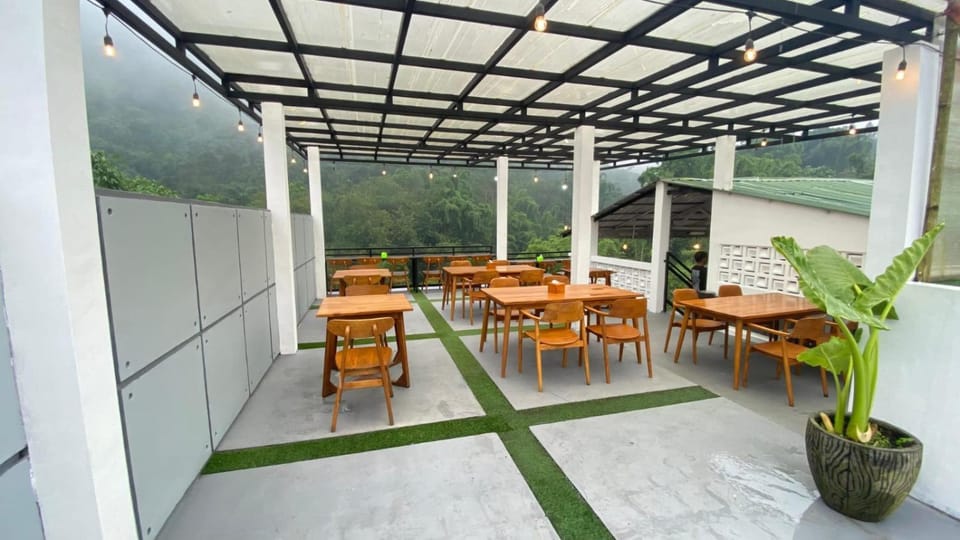 Restaurant/places to eat, Day, View (from property/room), Banquet/Function facilities