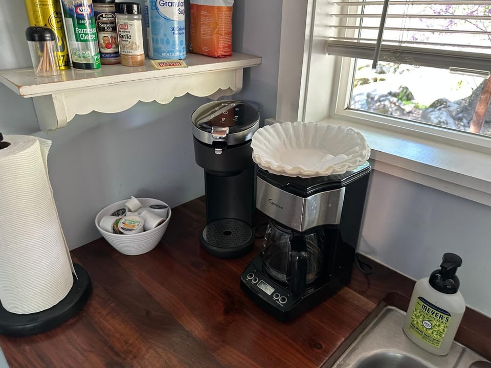 Coffee/tea facilities