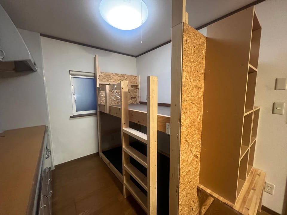 bunk bed