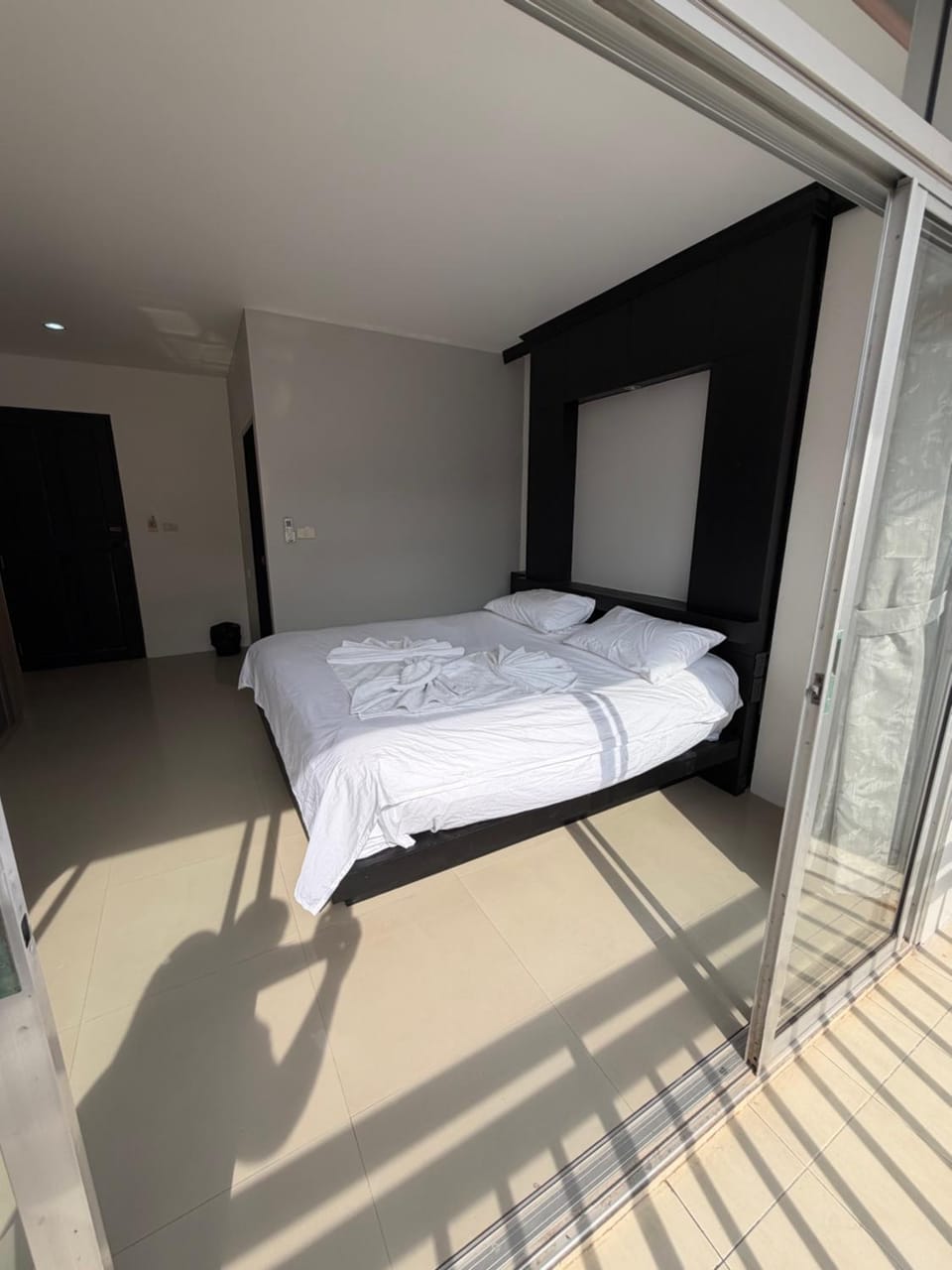 Property building, Bed, towels, towels