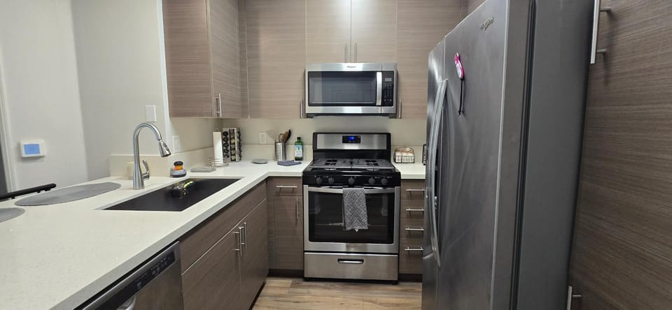 1-Bedroom Apartment near ALX Airport and the Ocean Apartment in Mar Vista