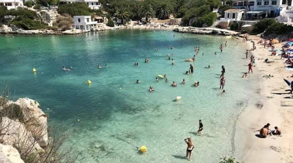 Refreshing Pool & Beach in Capsigrany Apartment in Balearic Islands
