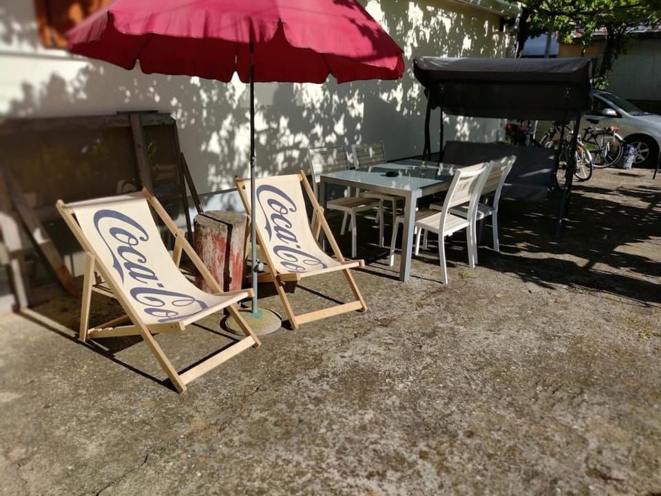 Patio, sunbed