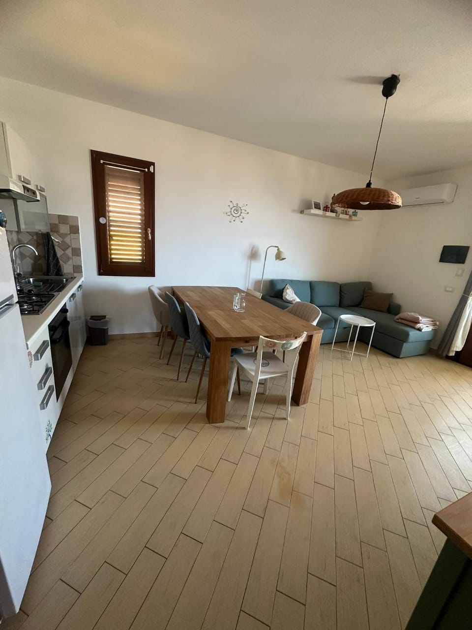 Living room, kitchen