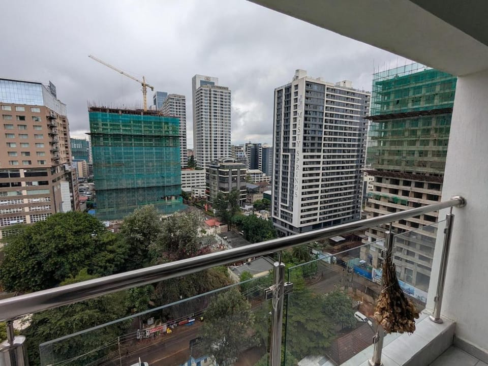 Modern & Cozy 2BR Apartment in Westlands Apartment in Nairobi County