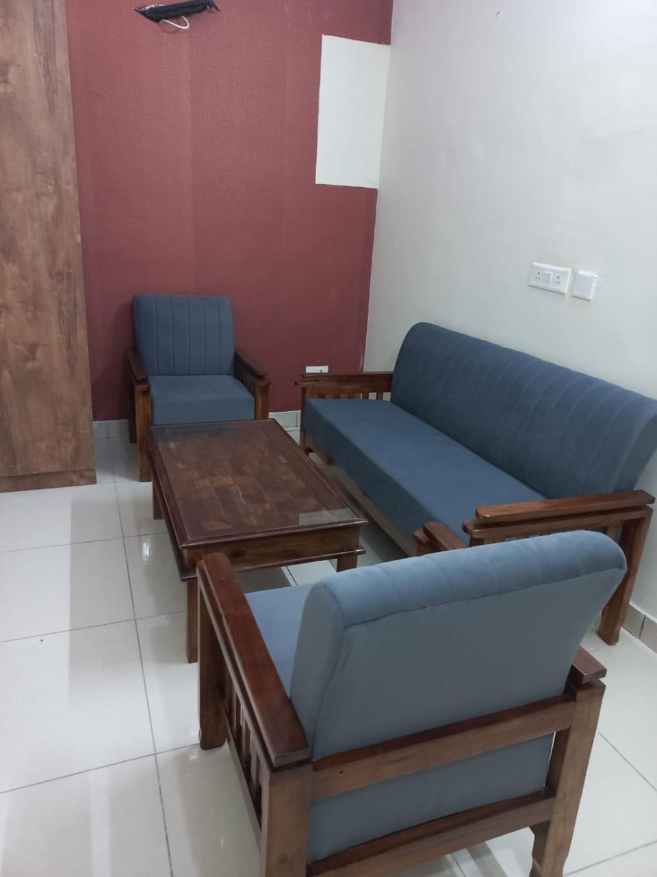 Living room, Seating area