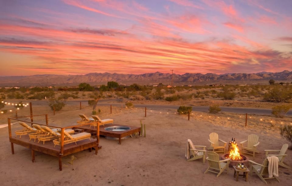 Natural landscape, Mountain view, Sunset, fireplace
