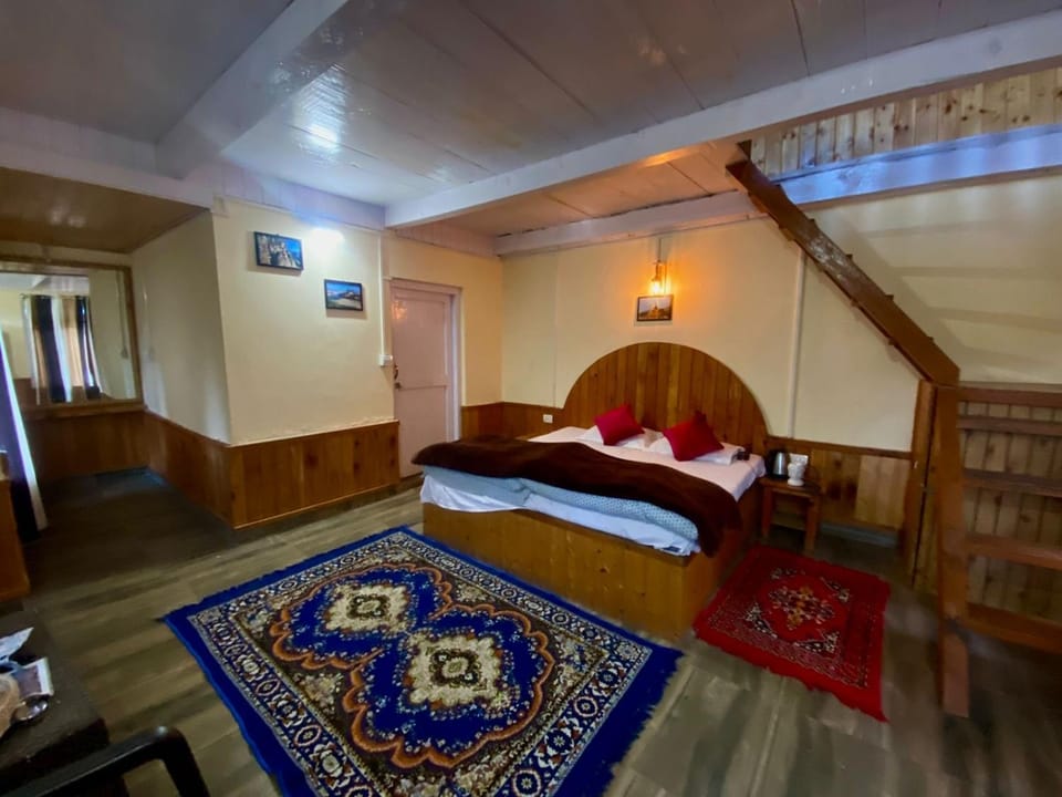 Moksh Jibhi Retreat House in Himachal Pradesh