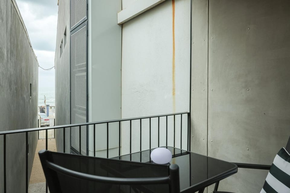 Balcony/Terrace, Dining area