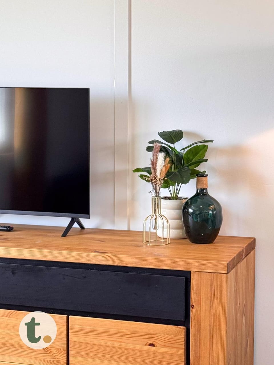 Communal lounge/ TV room, TV and multimedia
