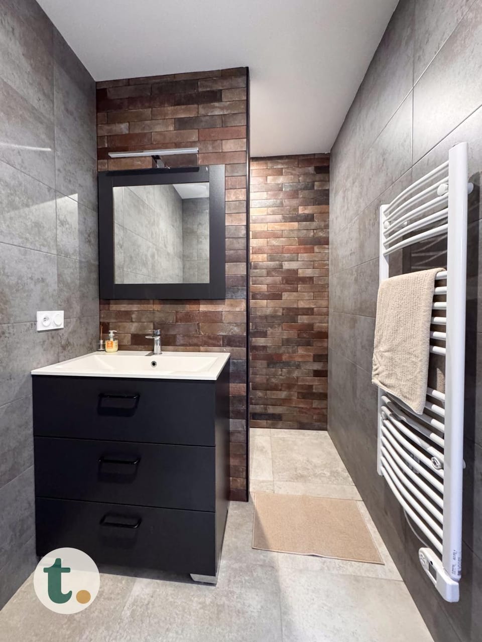 Shower, Bathroom