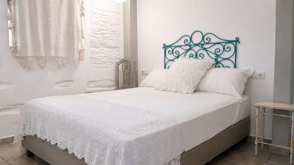 Est 1852 Andros - Tower 1 Apartment in Decentralized Administration of the Aegean