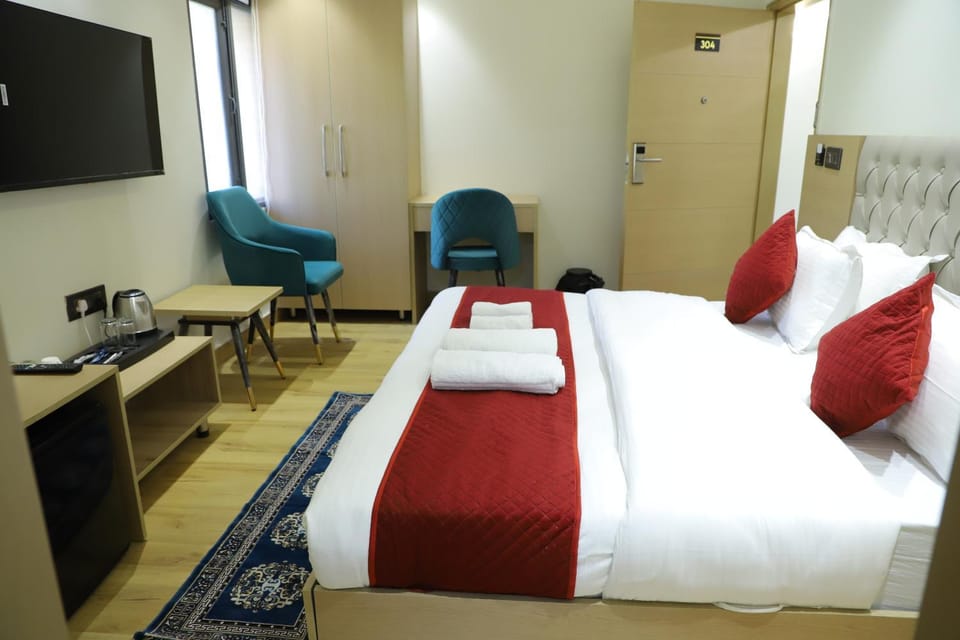hotel welcome palace near mcdonald"s & New Delhi railway station & connaught place Bed and Breakfast in New Delhi