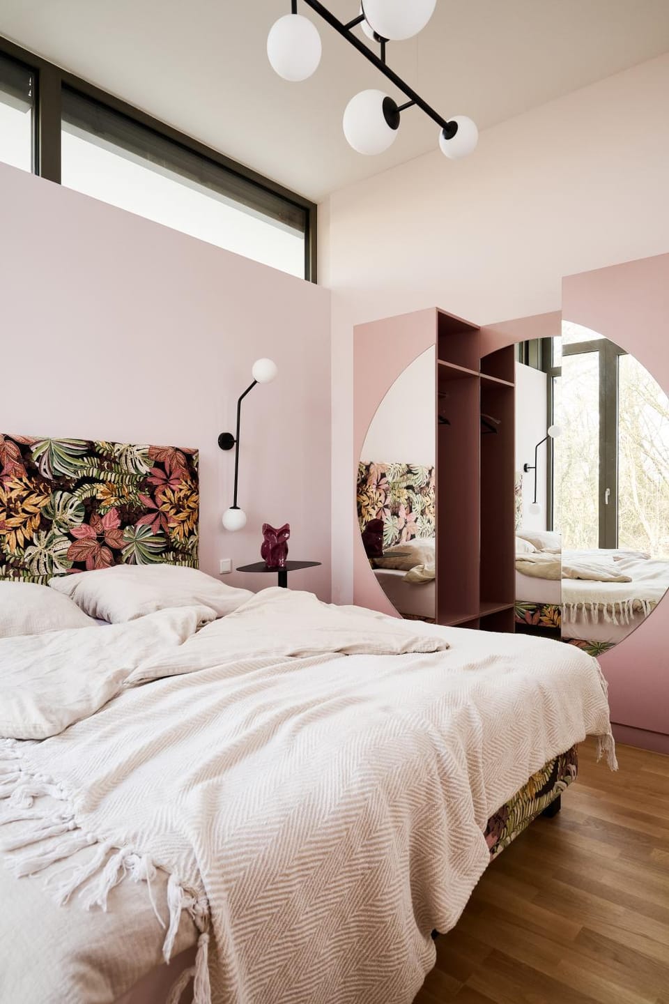 Bed, Natural landscape, Photo of the whole room, Bedroom, soundproof, wardrobe
