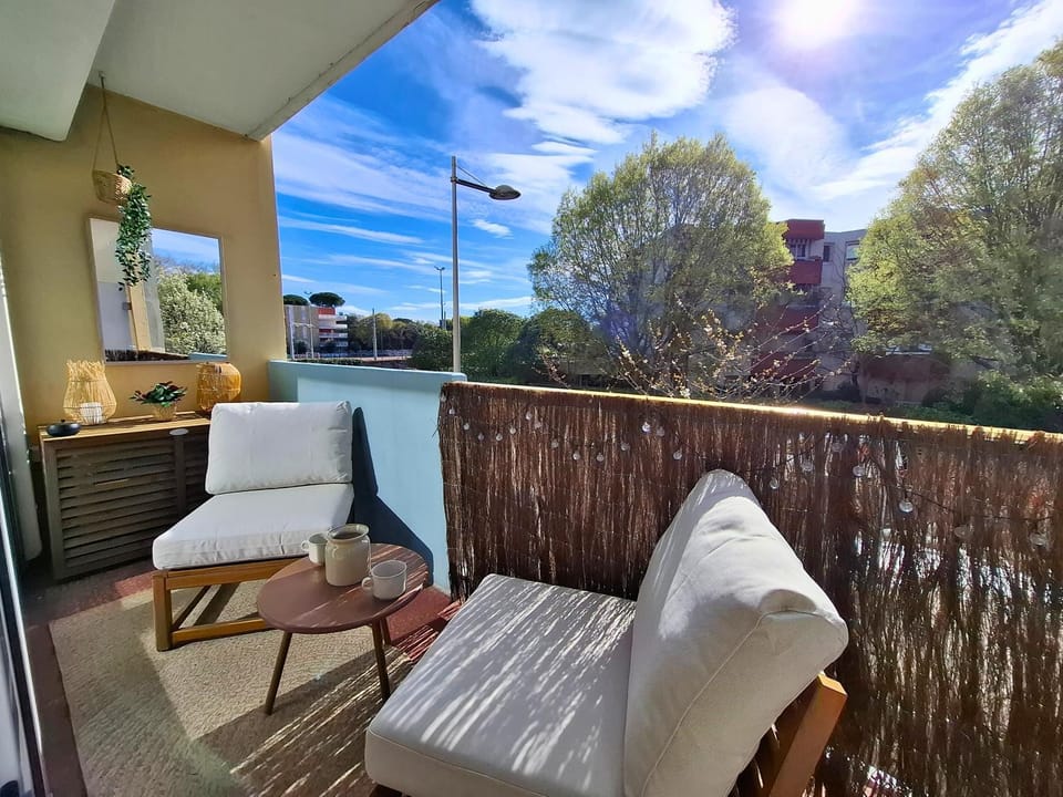 View (from property/room), Balcony/Terrace