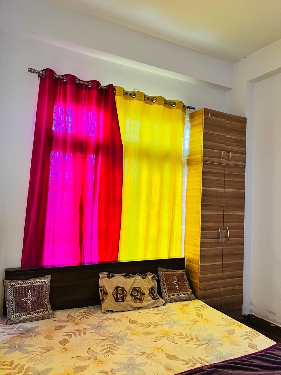 Rr Complex Apartment in Lucknow