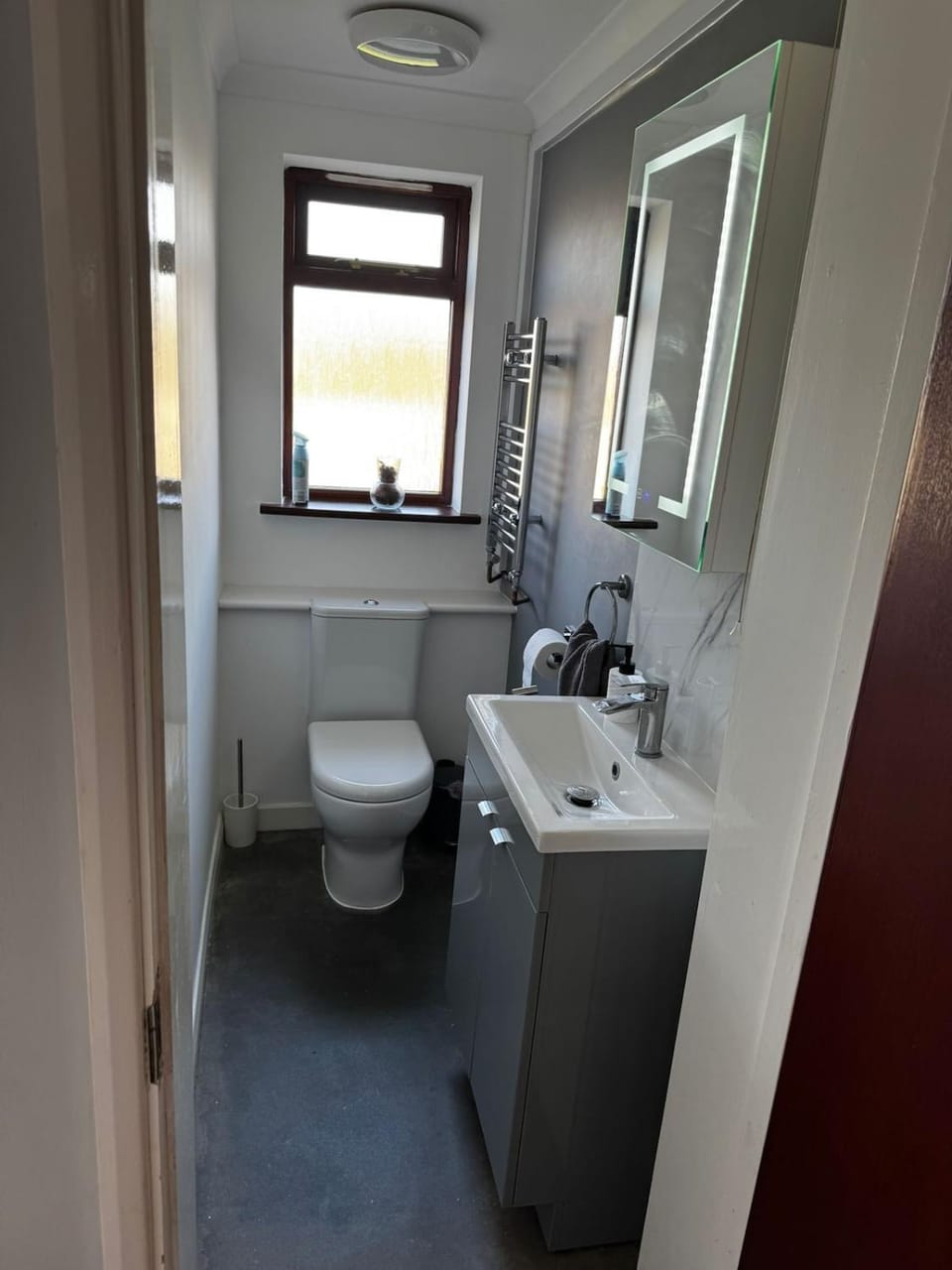 Toilet, Property building