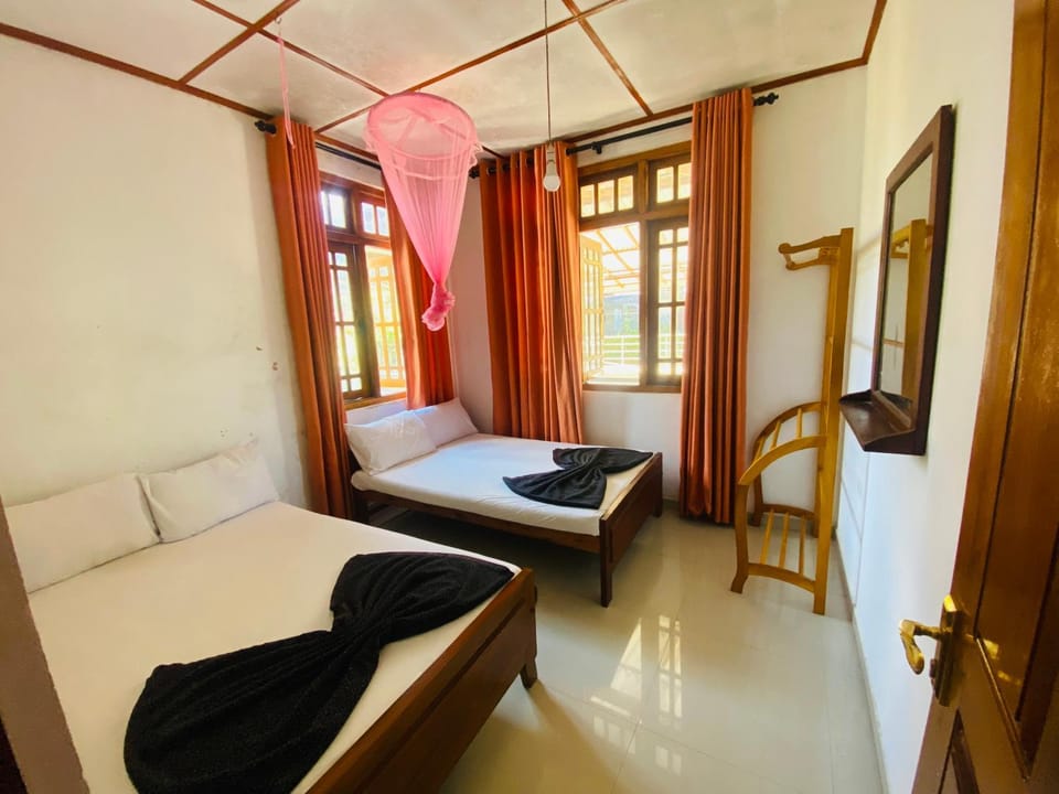 Cool Breeze Guest Inn Diyathalawa Bed and Breakfast in Uva Province, Sri Lanka