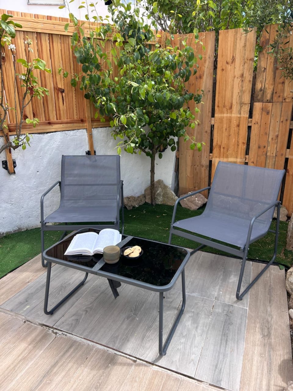 Patio, Seating area