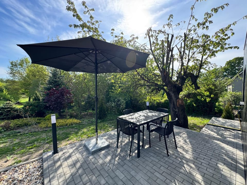Patio, Spring, Day, Garden, Balcony/Terrace, Garden view