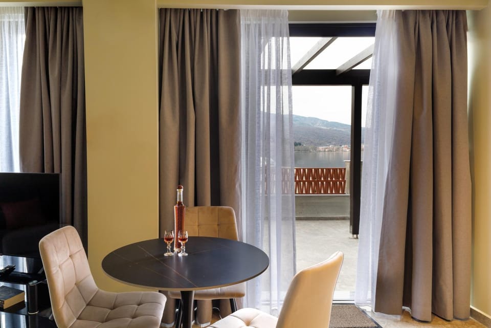 View (from property/room), Dining area