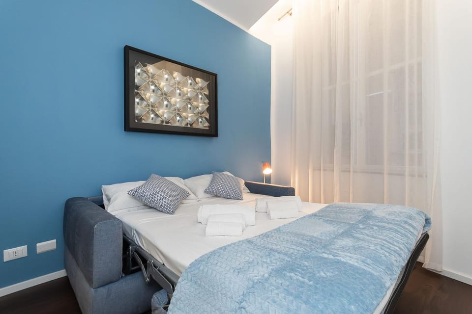 Bed, Living room