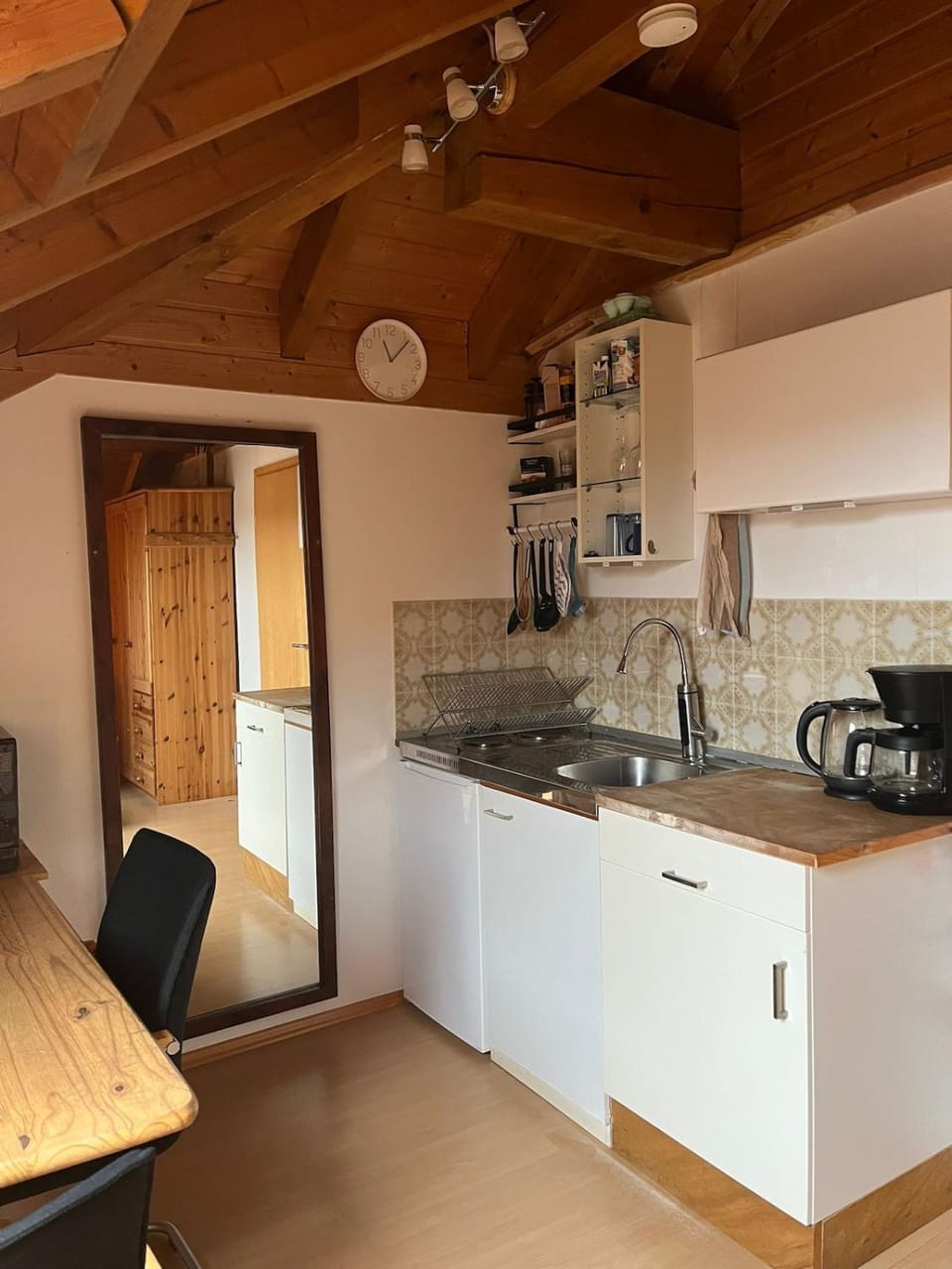 Gemütliches, ruhiges Dachgeschosszimmer Apartment in Hesse