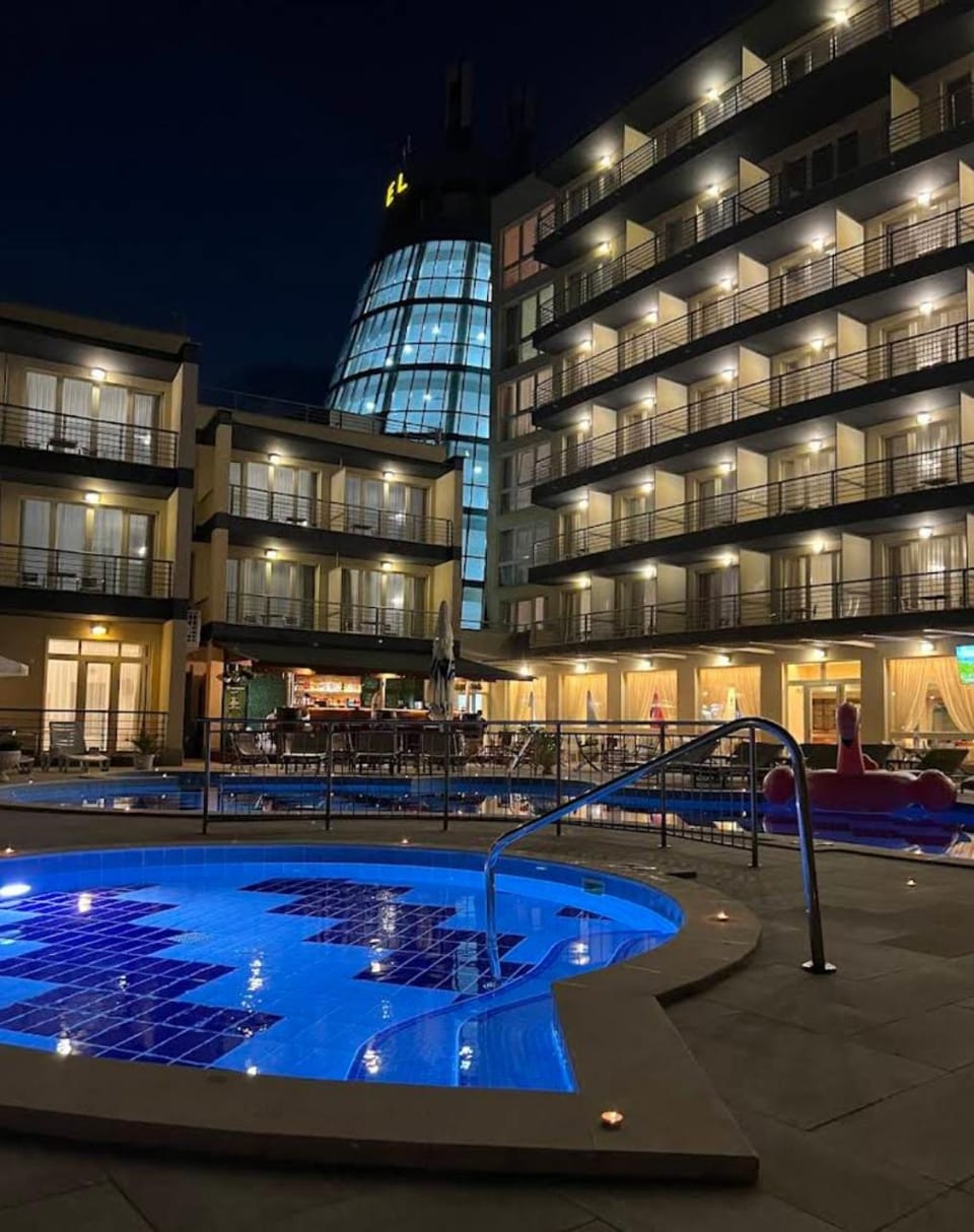 Property building, Night, Swimming pool, sunbed