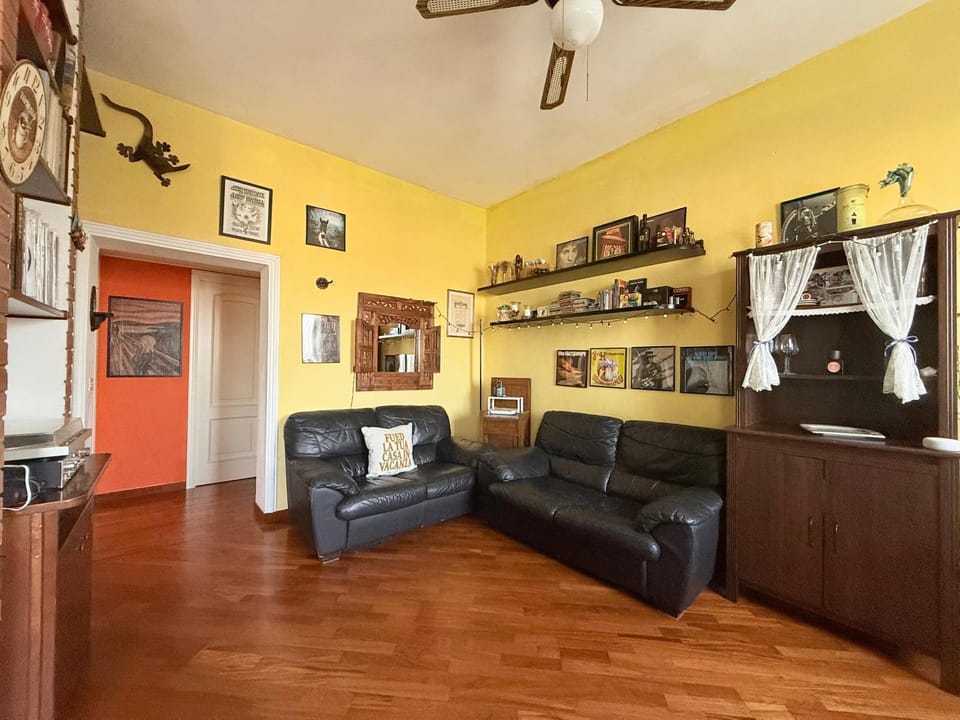 S363 - Sirolo, ampio bilocale con posto auto e wifi Apartment in Sirolo