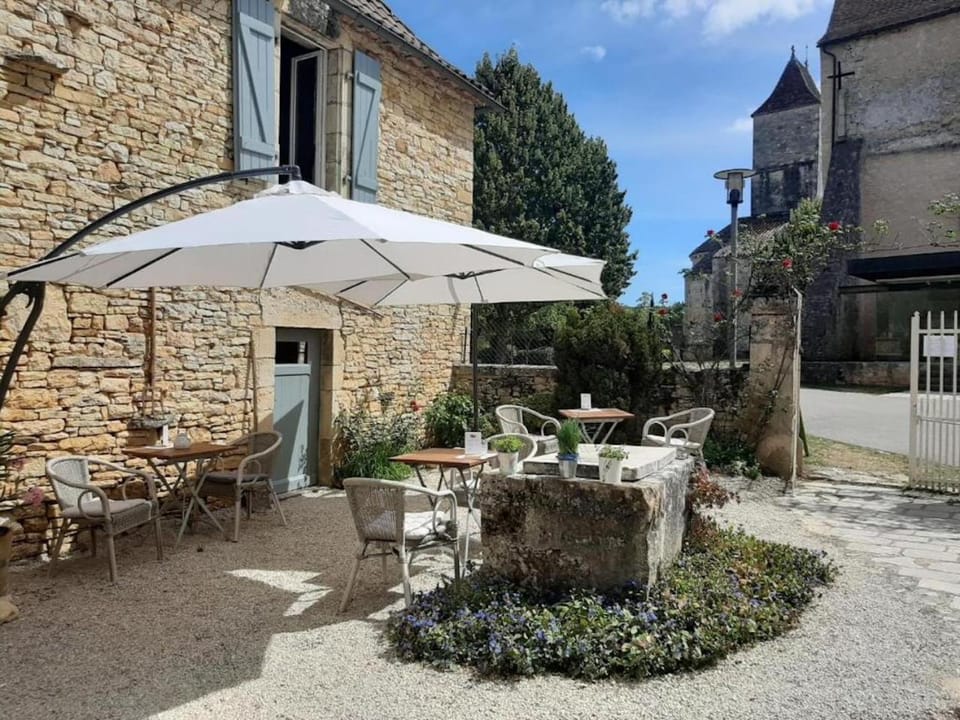 Inner courtyard view