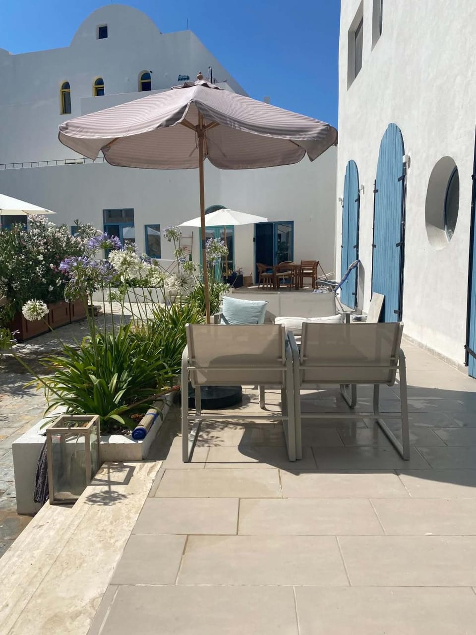 Patio, Seating area