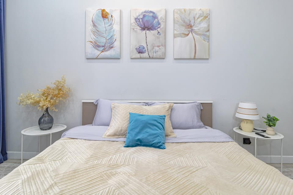 Modern coziness in the city center near the Arena & Botanical Garden Apartment in Kazakhstan