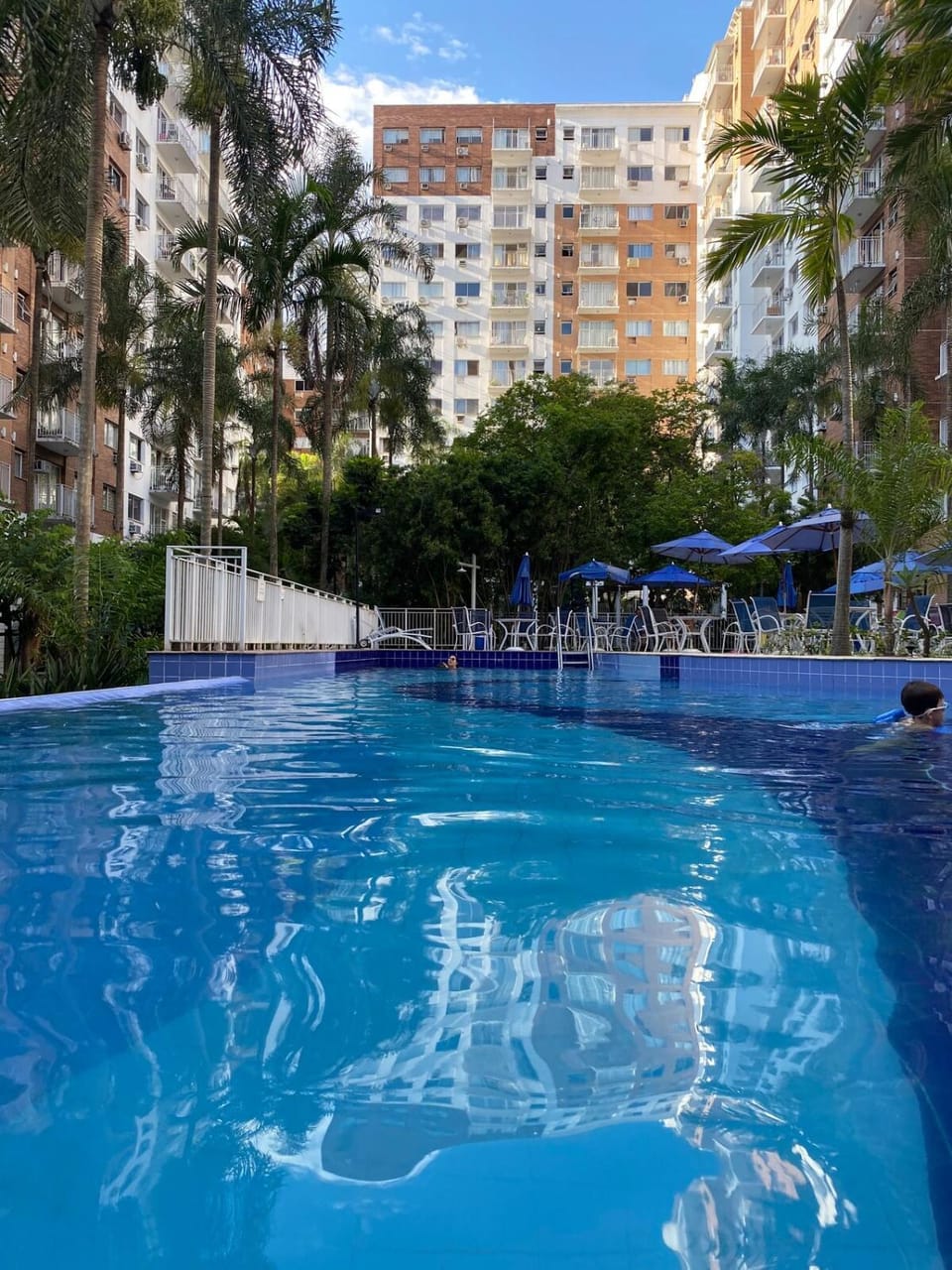 Apto vista interna e livre com lazer completo Apartment in Santa Teresa