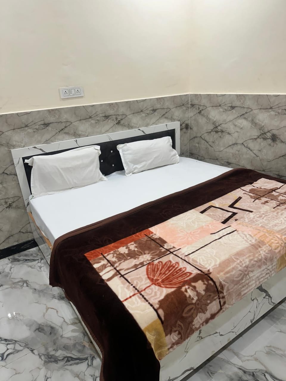 shri kishori ju guest house Bed and Breakfast in Uttar Pradesh
