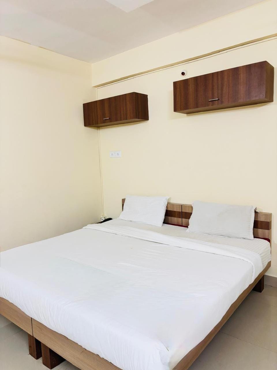 Suite Rooms Near Embassy Tech village Bellandhur Hotel in Bengaluru