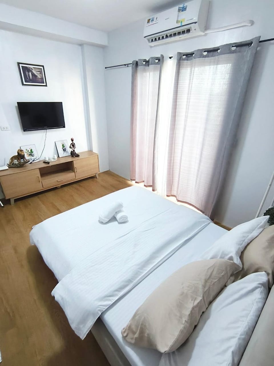 Studio unit with balcony Near roxas night market Apartment hotel in Davao City