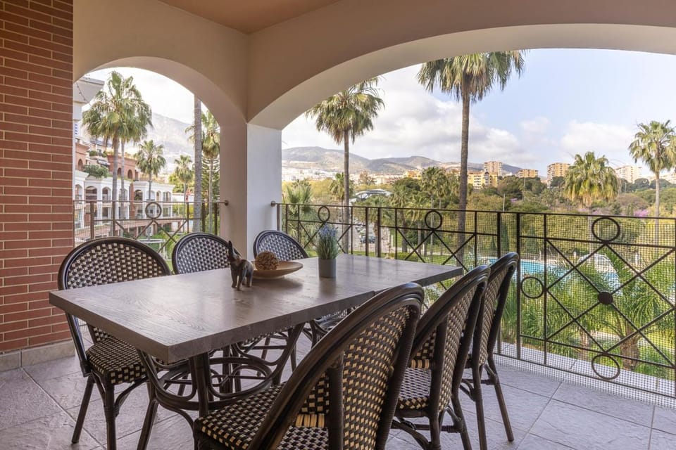 Balcony/Terrace, Pool view