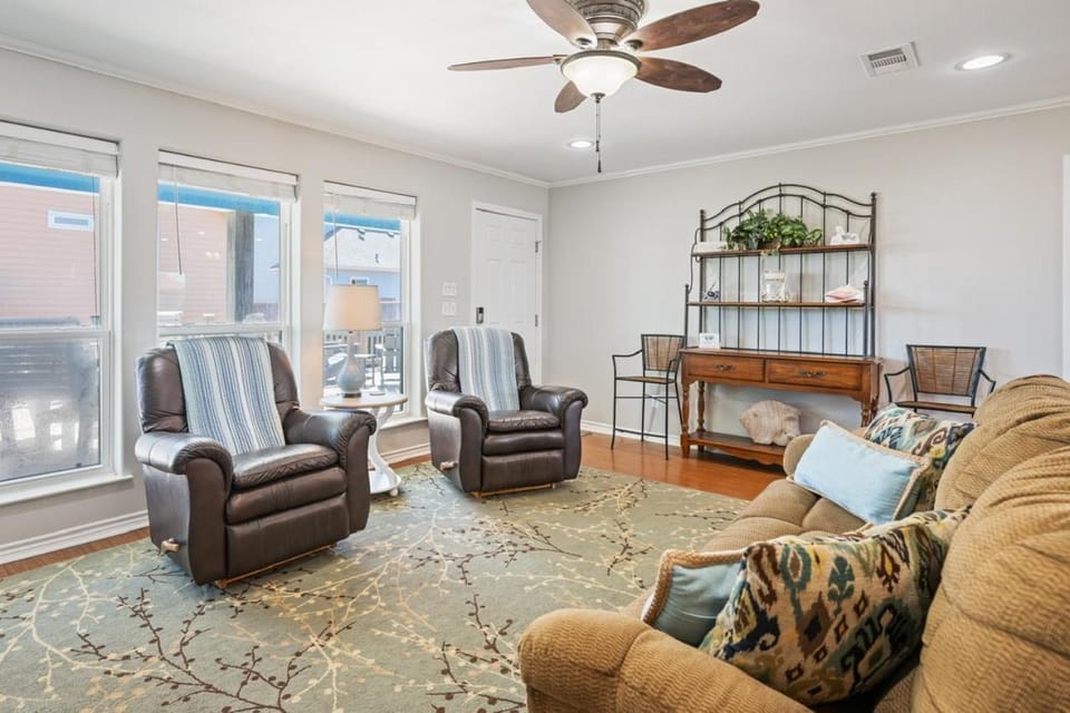 Crystal Blue home House in Bolivar Peninsula