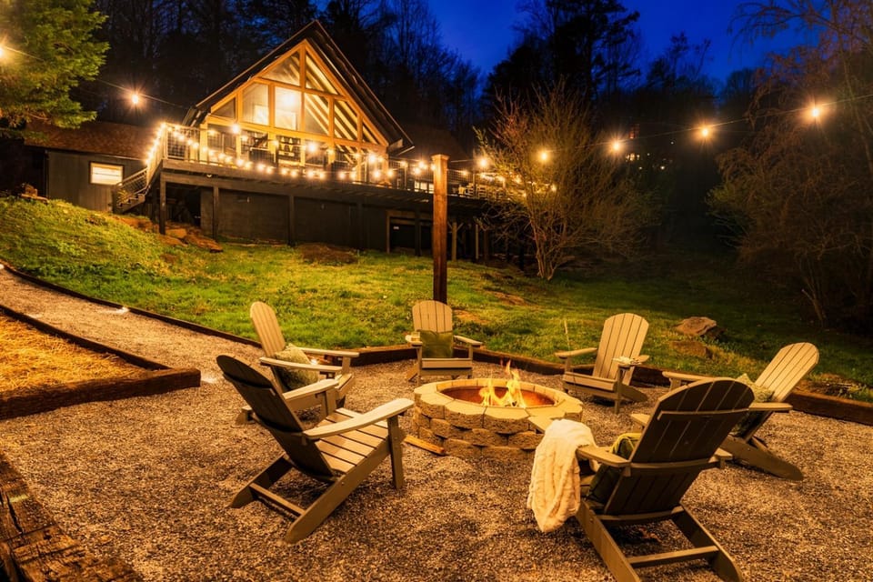 Property building, Patio, Garden, Garden view