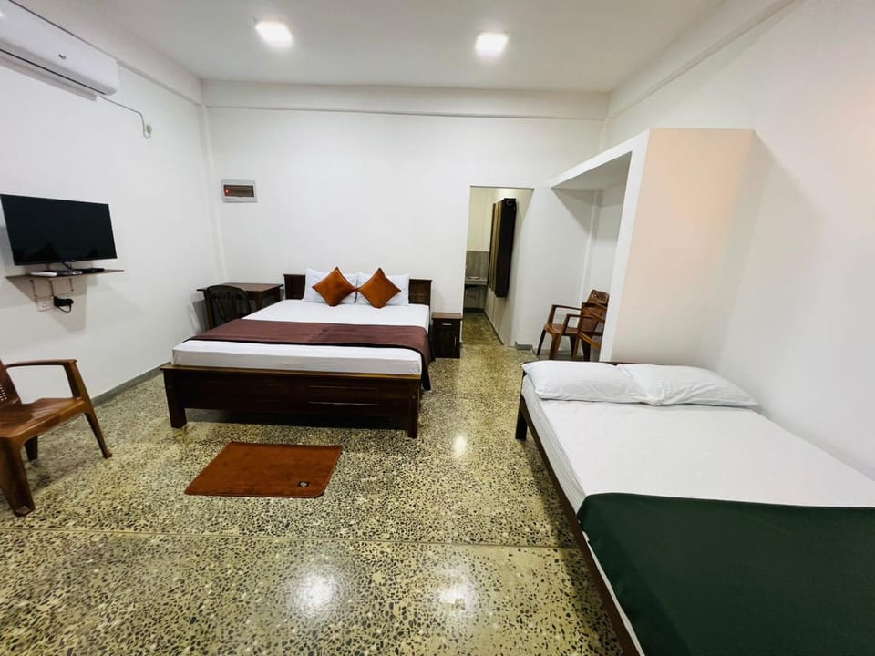 Coffee Cabanas Resort in Central Province