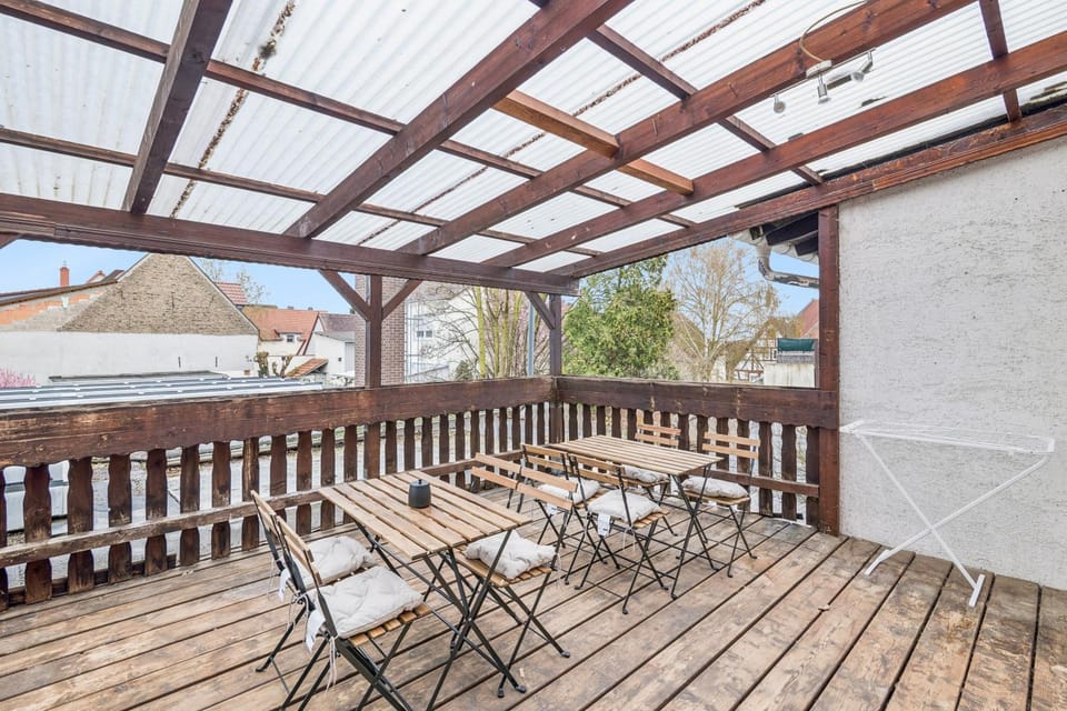 Balcony/Terrace, furniture