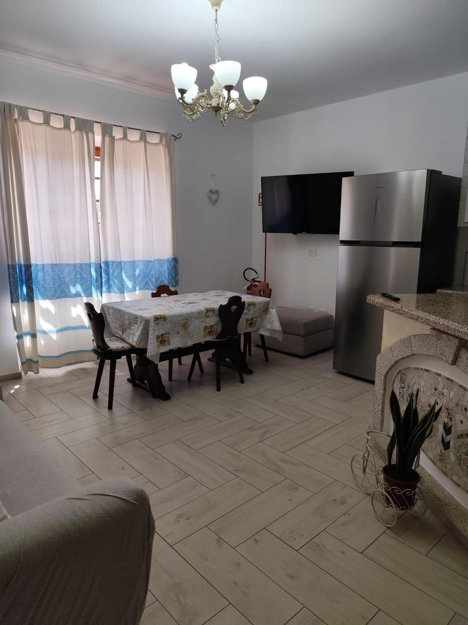 TV and multimedia, Living room, Dining area, kitchen