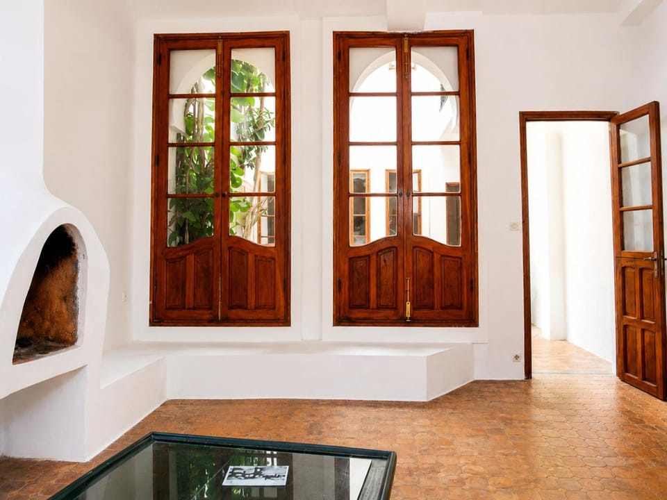 Dining area, Inner courtyard view