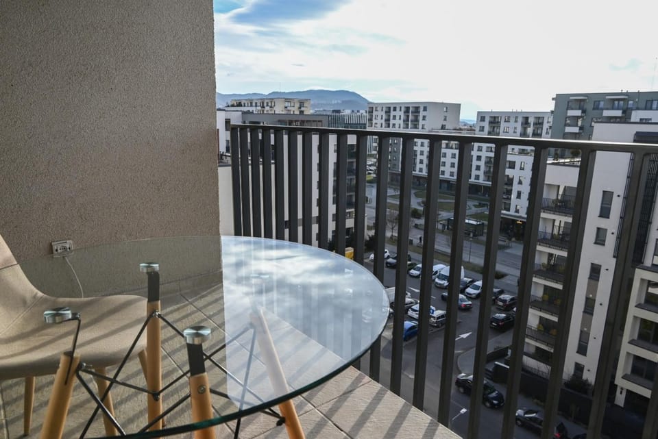 View (from property/room), City view, Mountain view