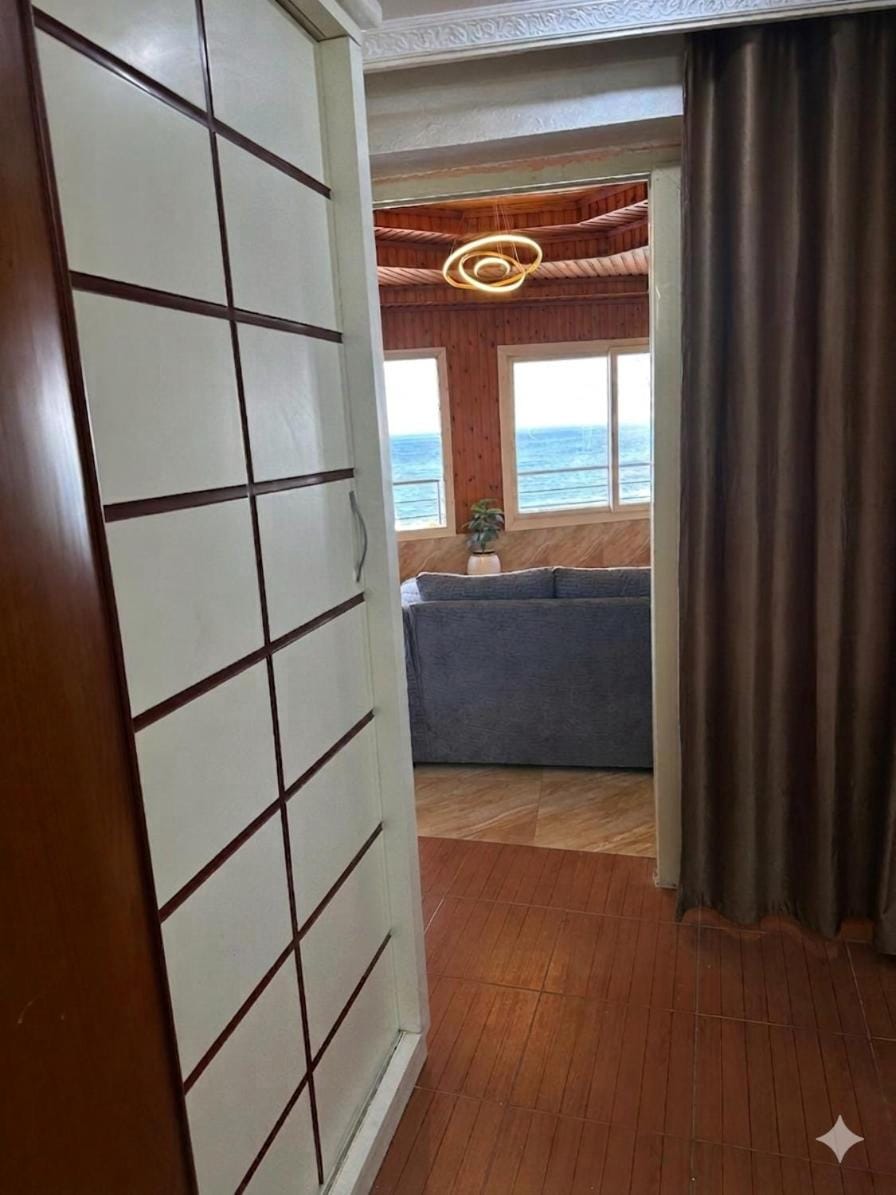 The Ship Ultra Luxury Apartment Sea View from all directions Apartment in Alexandria