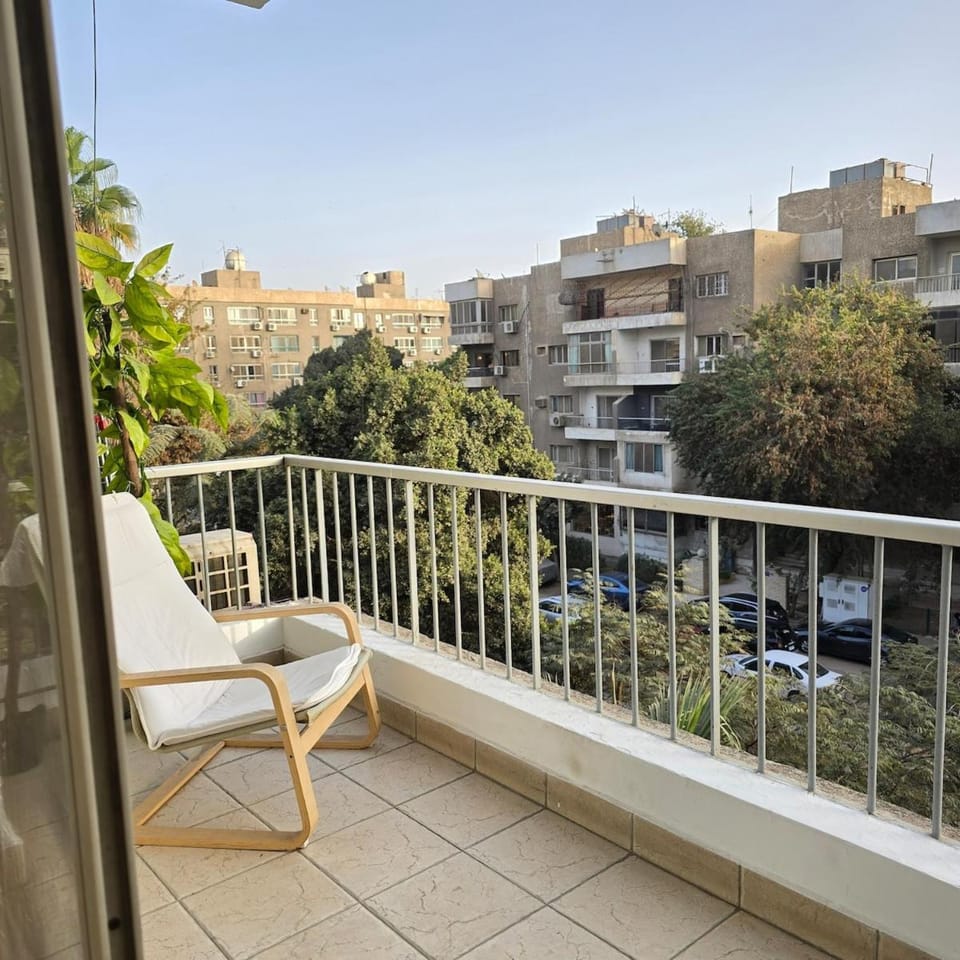 Quiet 3BR Maadi Degla Family Friendly Apartment in Cairo Governorate