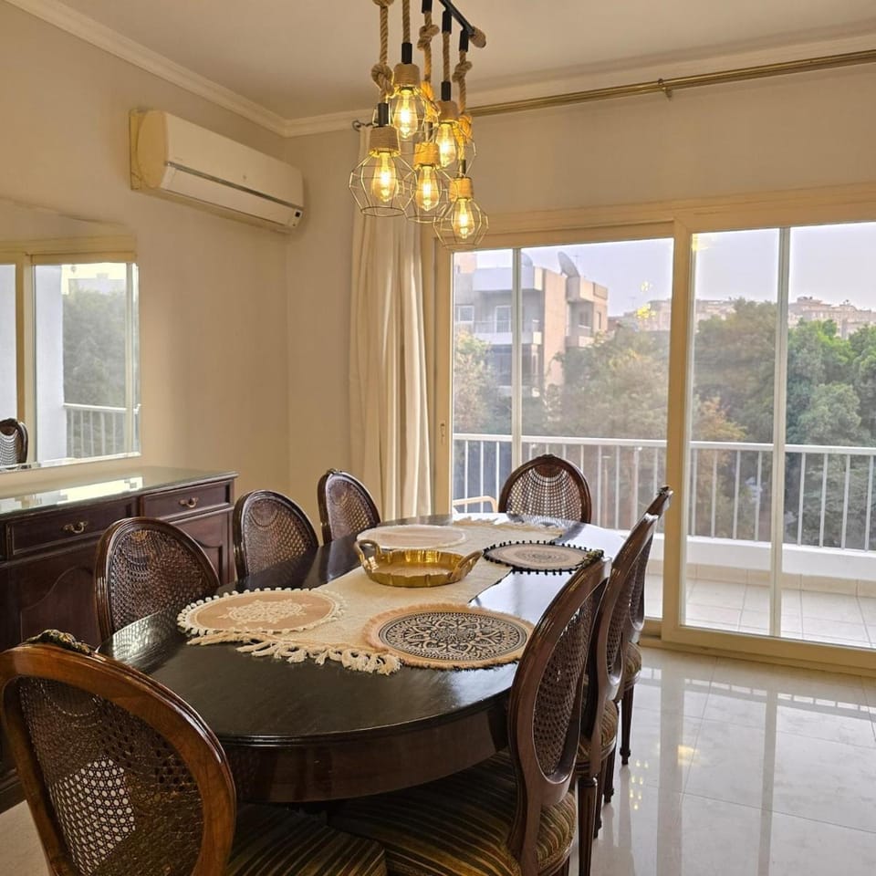 Quiet 3BR Maadi Degla Family Friendly Apartment in Cairo Governorate