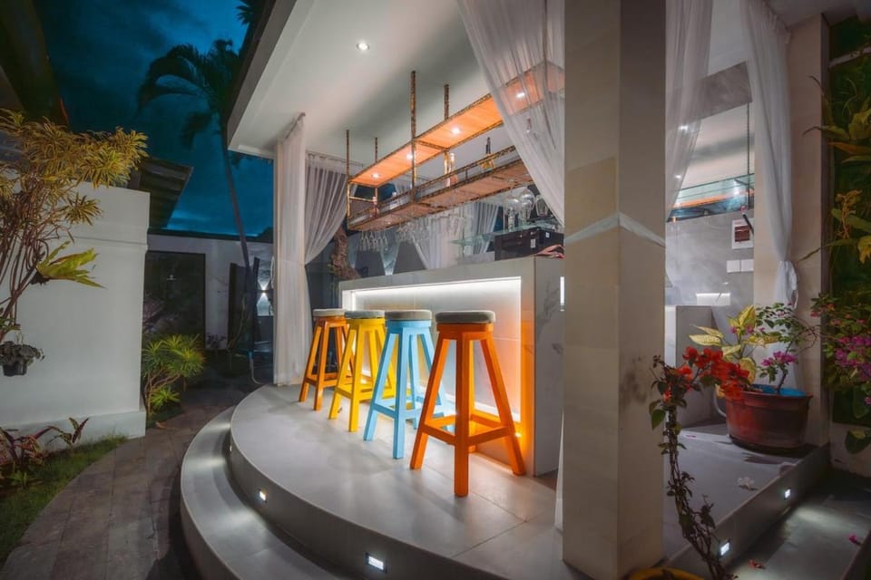 Lounge or bar
